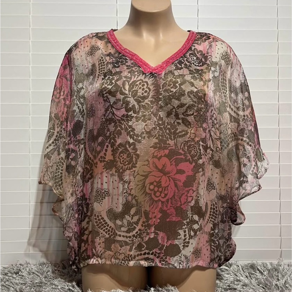 Avenue Women’s 2X 18/20 Top
